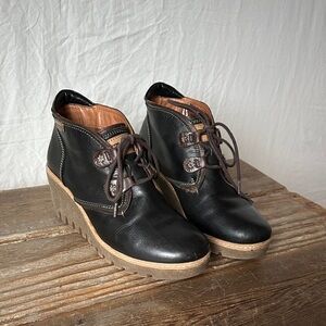 PIKOLINOS Black Leather Lace-Up Wedges